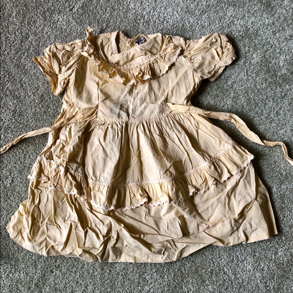 Vintage girl’s cream dress